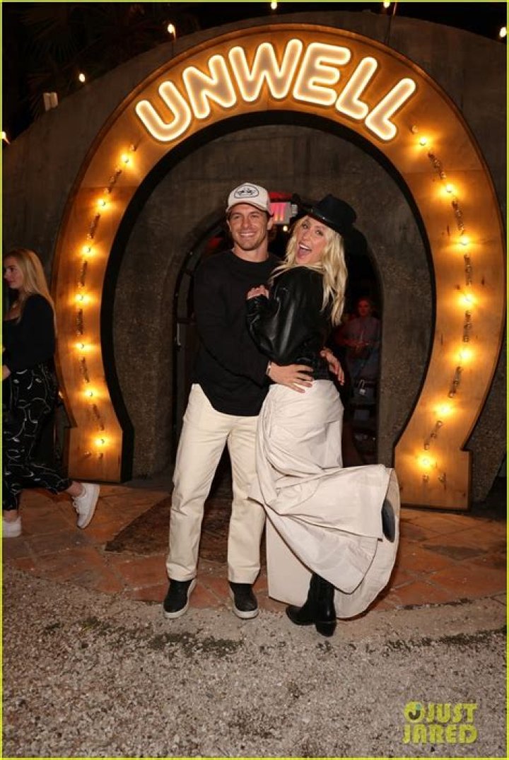 Alix Earle | Boyfriend Braxton Berrios