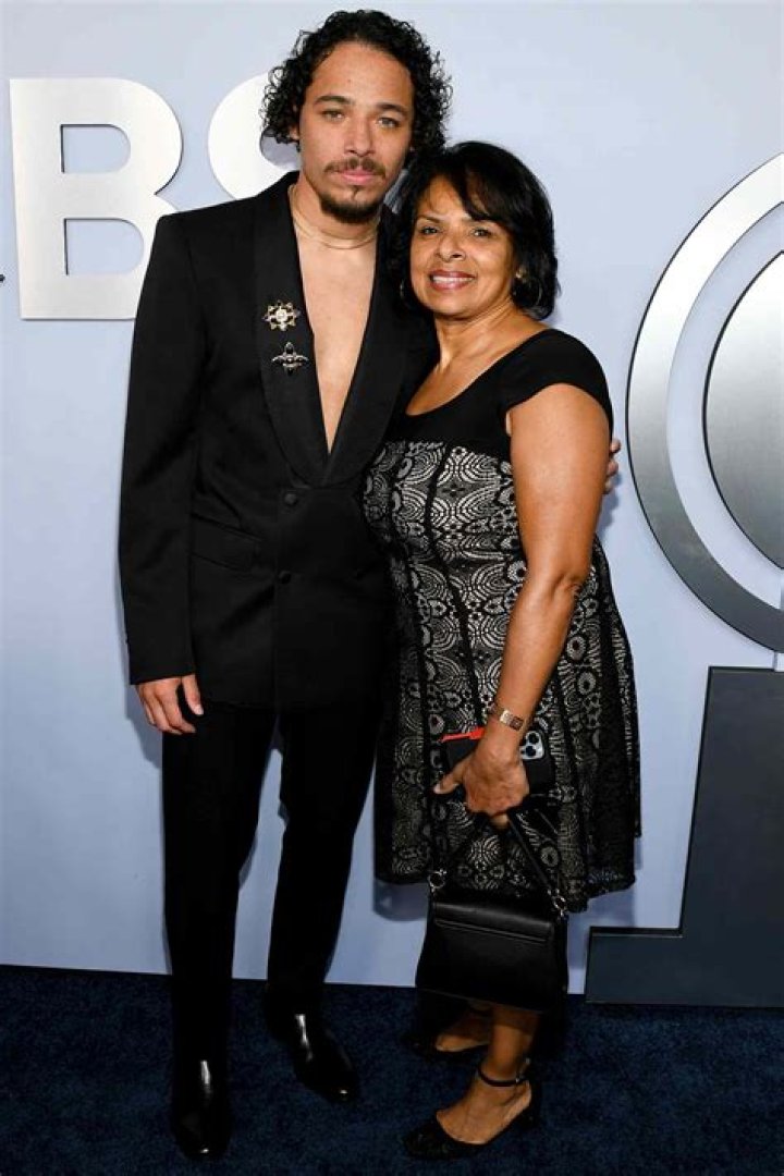 Who Are Gareth Howell And Clara Ramos? Rhian Ramos Parents, Family And Net Worth